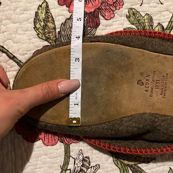 Acorn Slippers   - Picture 9 of 10